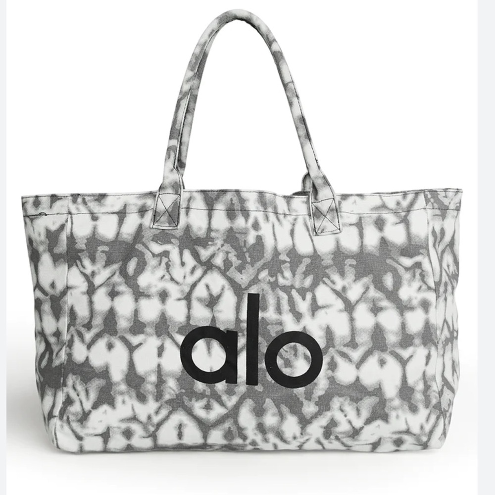 NWT Alo Tote Bag